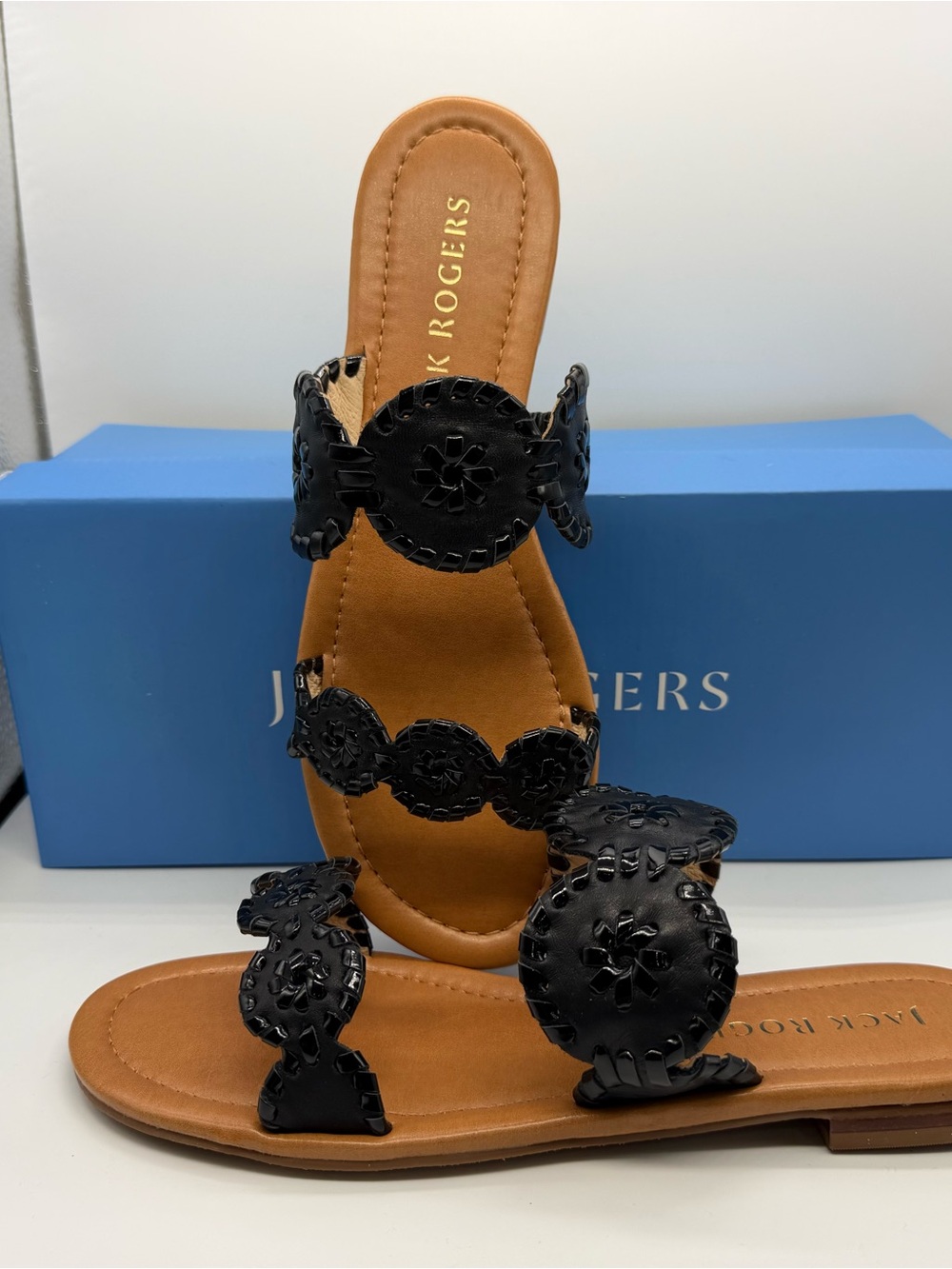 Jack Rodgers Black Leather Lauren Flat Sandal, size 8. NEW with box